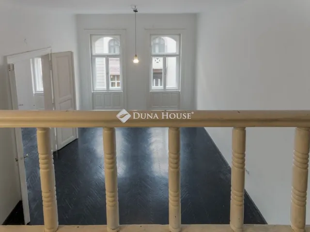 Eladó lakás Budapest VII. kerület 93 nm