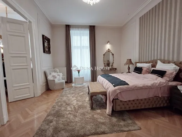 Kiadó lakás Budapest VI. kerület 82 nm