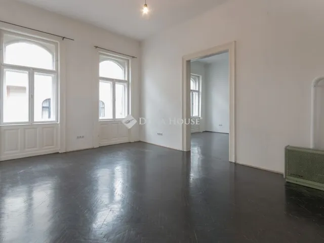 Kiadó lakás Budapest VII. kerület 93 nm