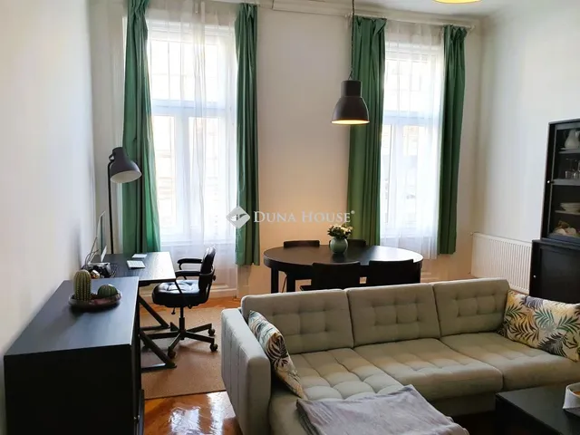 Eladó lakás Budapest VI. kerület, Csengery utca 99 nm