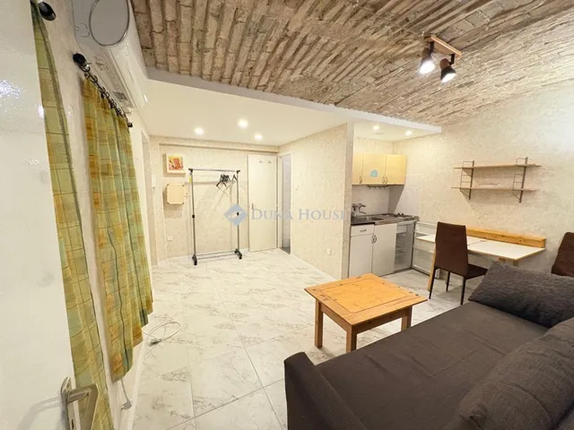 Eladó lakás Budapest VI. kerület, Teréz körút 27 nm