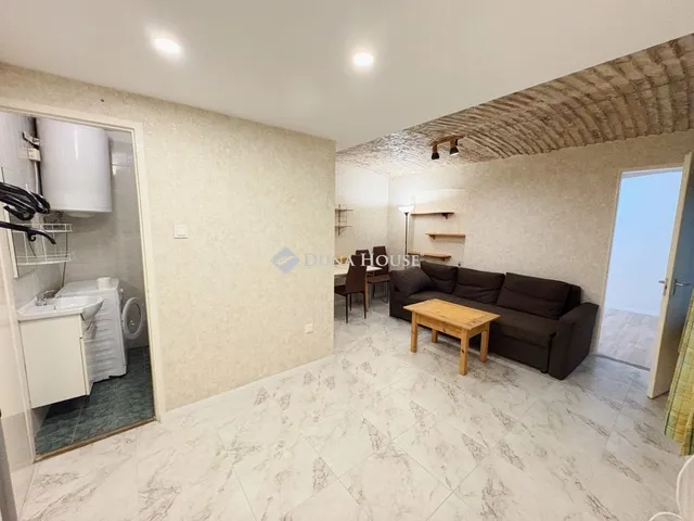 Eladó lakás Budapest VI. kerület, Teréz körút 27 nm