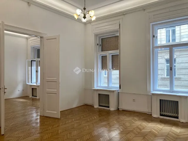 Eladó lakás Budapest V. kerület 115 nm