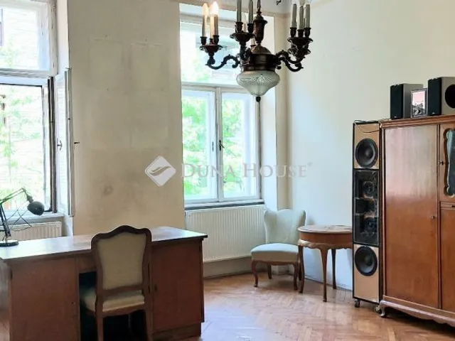 Eladó lakás Budapest II. kerület 83 nm