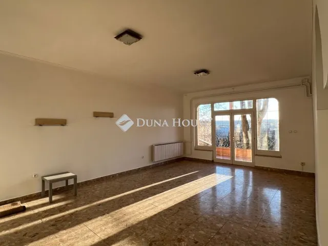 Kiadó ház Budaörs, Fodros utca 371 nm