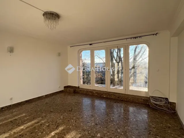 Kiadó ház Budaörs, Fodros utca 371 nm