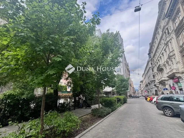 Eladó lakás Budapest VI. kerület 86 nm