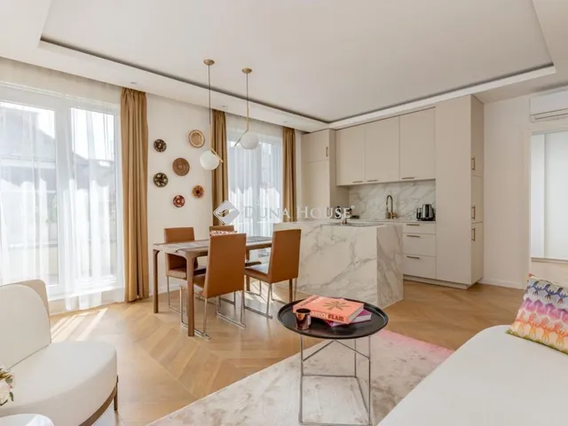 Kiadó lakás Budapest VI. kerület, Székely Mihály utca 52 nm
