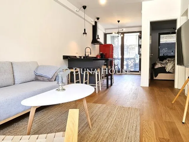 Eladó lakás Budapest VI. kerület 90 nm
