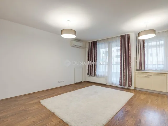 Eladó lakás Budapest VIII. kerület 64 nm