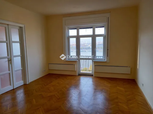 Kiadó lakás Budapest V. kerület 59 nm