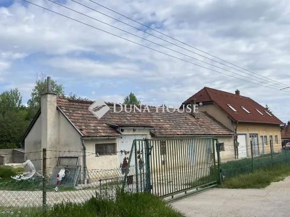 Eladó kereskedelmi és ipari ingatlan Veszprém 427 nm