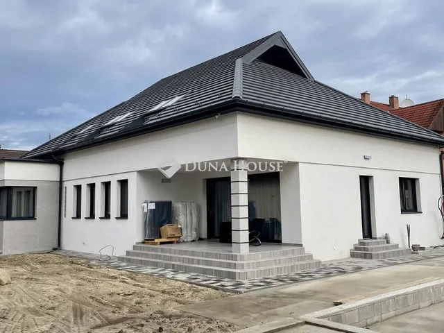 Eladó új építésű lakópark Nagykőrös 91 nm