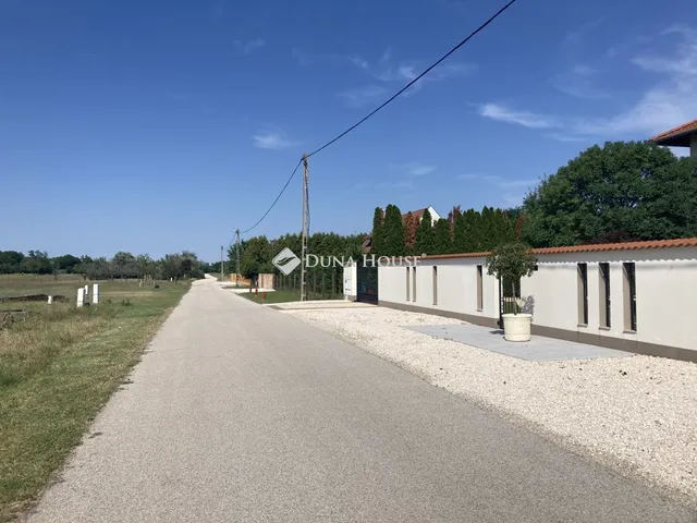 Eladó telek Kecskemét 3000 nm