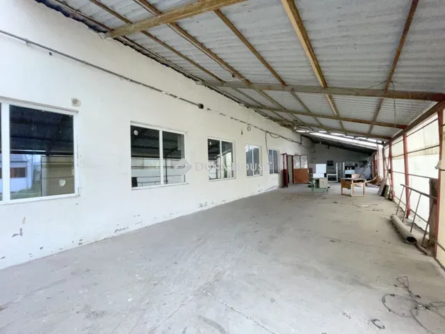 Eladó kereskedelmi és ipari ingatlan Kocsér 912 nm