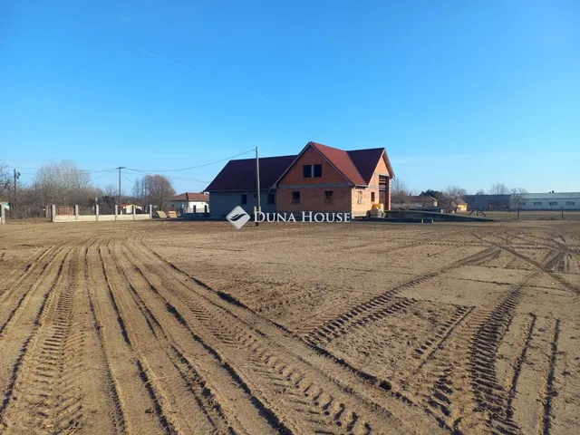 Eladó ház Kecskemét 261 nm