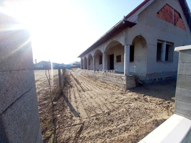 Eladó ház Kecskemét 261 nm