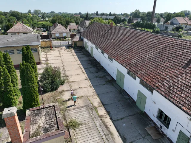 Eladó kereskedelmi és ipari ingatlan Jánoshalma 6659 nm