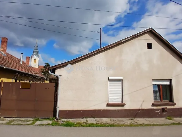 Eladó ház Izsák 75 nm
