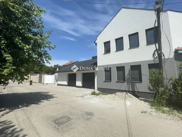 Kiadó lakás Kecskemét 106 nm