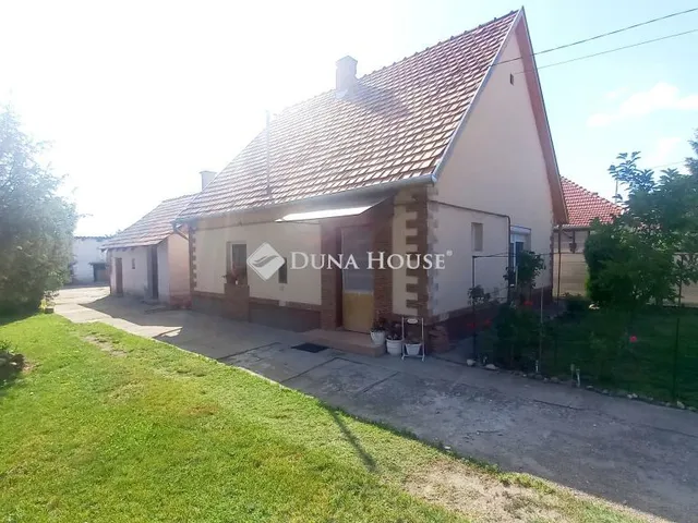 Eladó ház Ballószög 50 nm