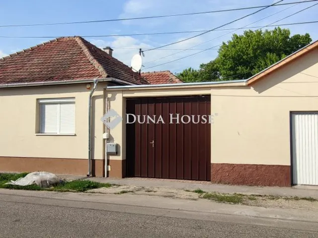 Kiadó ház Kecskemét 66 nm