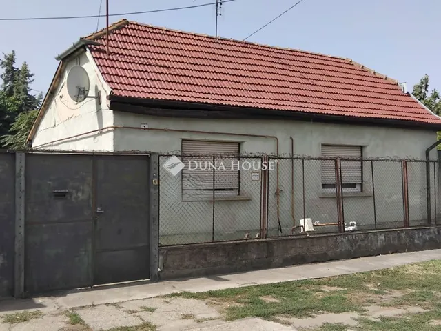 Eladó ház Kecskemét 140 nm