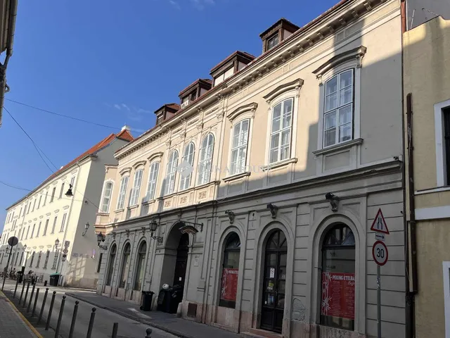 Eladó lakás Győr 119 nm
