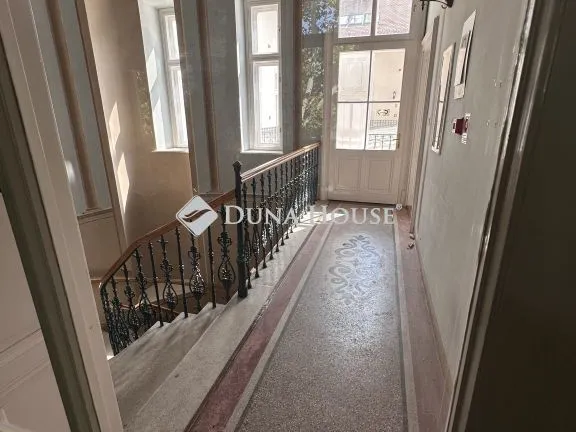 Kiadó kereskedelmi és ipari ingatlan Szeged 550 nm