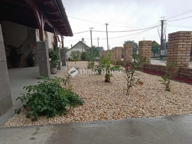 Eladó ház Öcsöd 126 nm