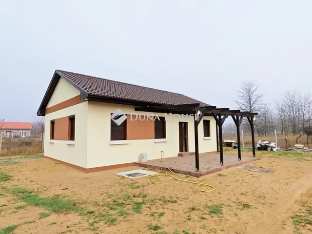 Eladó ház Kecskemét 89 nm