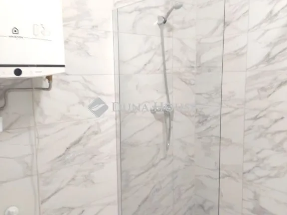 Eladó lakás Kiskőrös, Bajcsy-Zsilinszky utca 68 nm