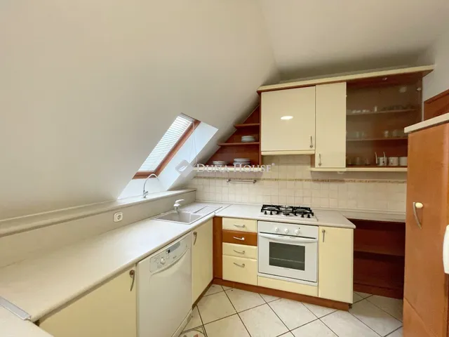 Kiadó lakás Kecskemét 142 nm