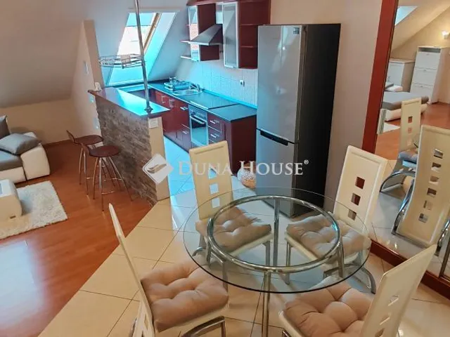 Kiadó lakás Kecskemét, Klapka utca 43 nm