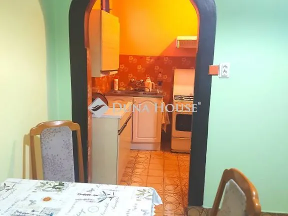 Eladó ház Izsák, Mező utca 79 nm