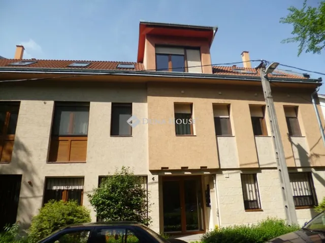 Kiadó lakás Kecskemét, Sétatér utca 90 nm