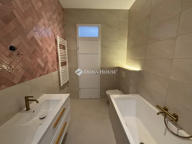 Eladó lakás Kecskemét 80 nm