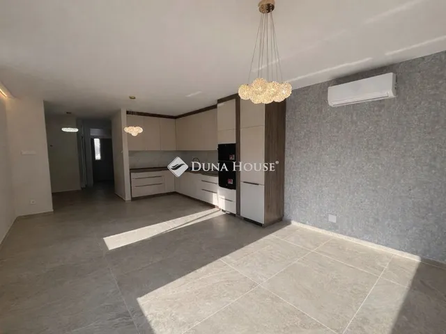 Eladó lakás Kecskemét 86 nm