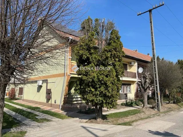 Eladó lakás Mezőtúr 106 nm