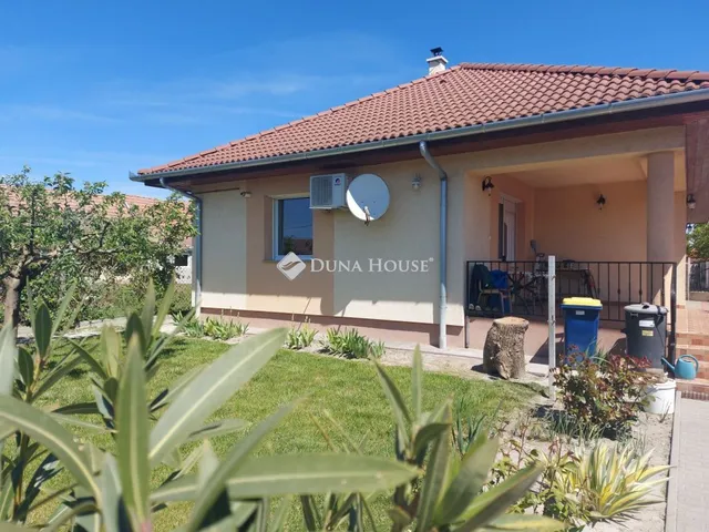 Eladó ház Szabadszállás 96 nm