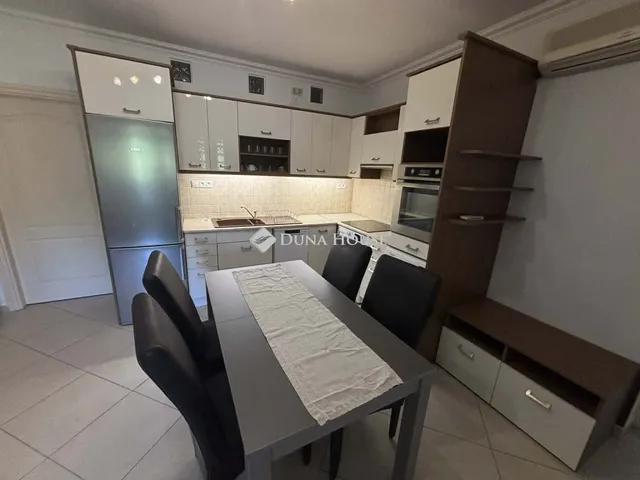 Kiadó lakás Kecskemét 77 nm