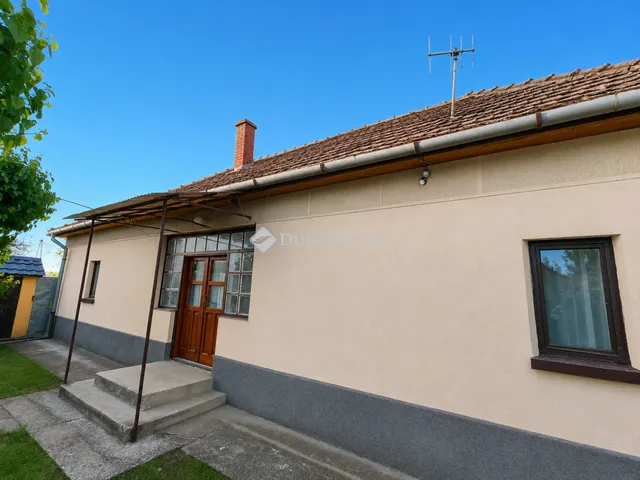 Eladó ház Kecskemét 65 nm