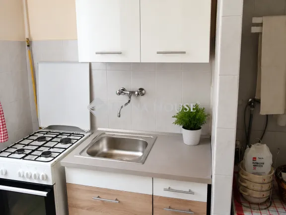 Eladó lakás Kecskemét, Árpád körút 27 nm