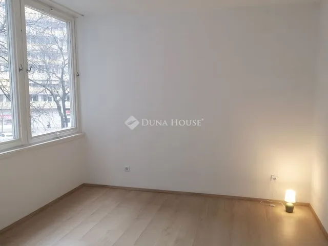 Eladó lakás Kecskemét, Petőfi Sándor utca 49 nm