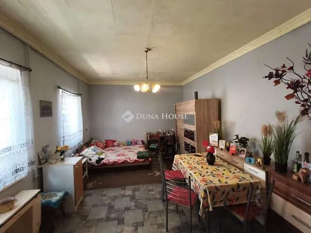 Eladó ház Kecskemét 35 nm