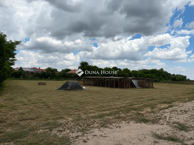 Eladó telek Kecskemét, Úrrét tanya 15461 nm