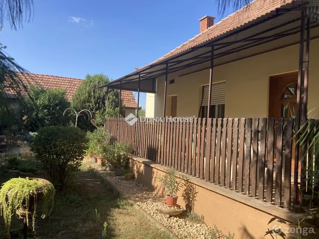 Eladó ház Kunszállás 80 nm
