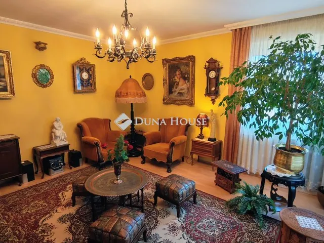 Eladó lakás Kecskemét 94 nm