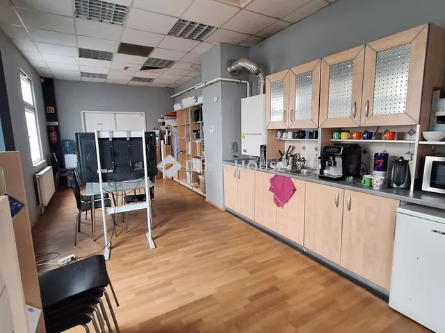 Eladó kereskedelmi és ipari ingatlan Budapest XVIII. kerület 758 nm