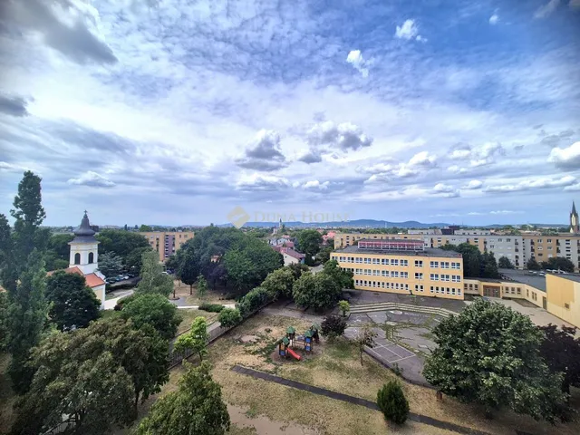 Eladó lakás Budapest XV. kerület 59 nm